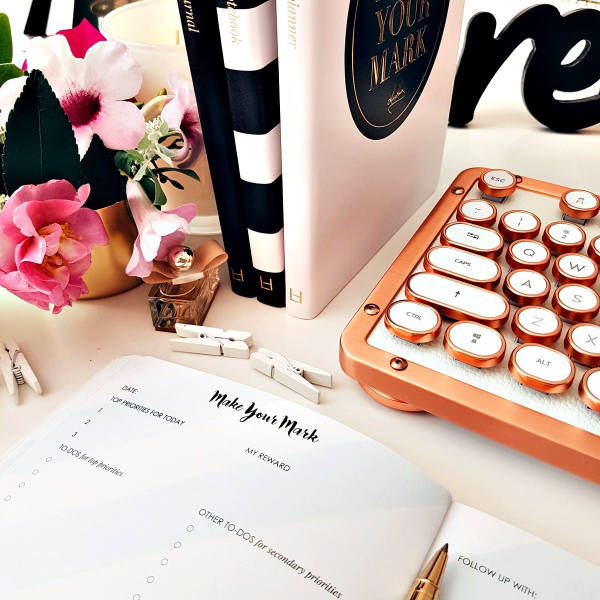 Make Your Mark Daily Planner Leaders in Heels