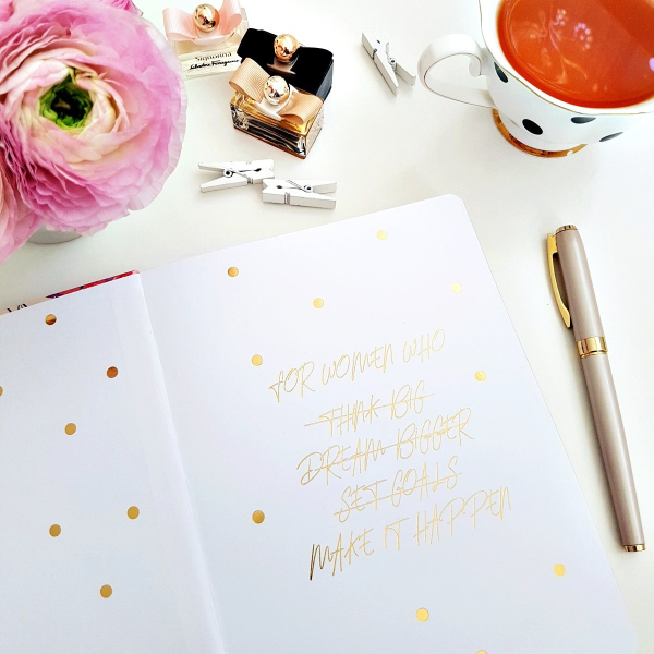 The Leaders in Heels Planner Make It Happen - Endpaper with gold foil