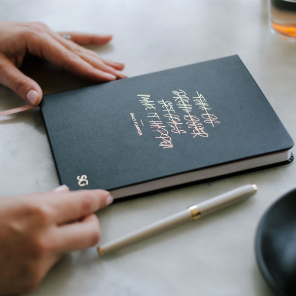 Make It Happen Daily Planner