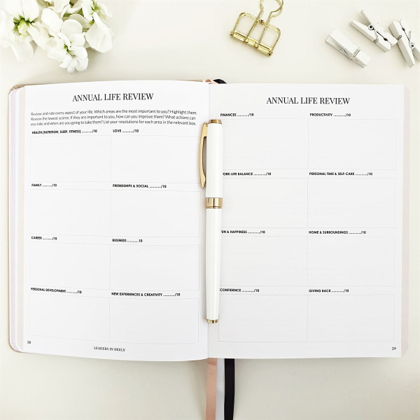 Leaders in Heels Planner Inside