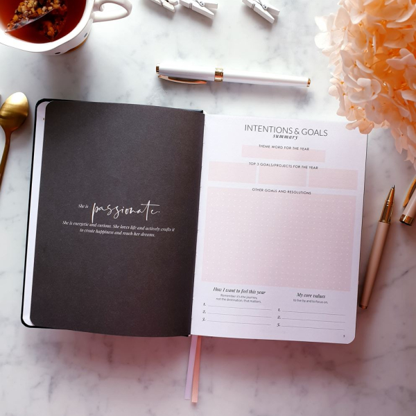 Leaders in Heels Phenomenal Woman Planner