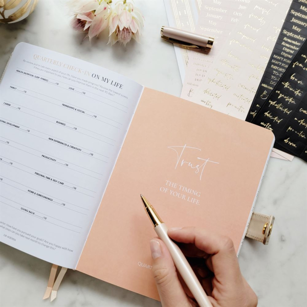 LH Agenda Phenomenal Woman Planner