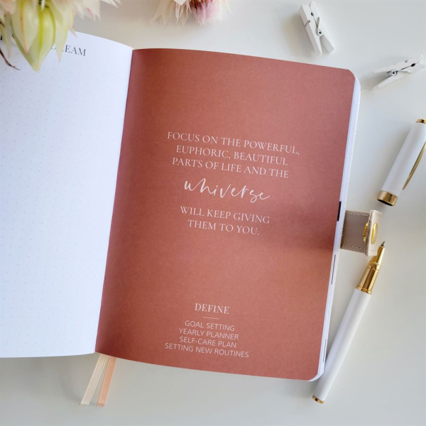 LH Agenda Phenomenal Woman Planner