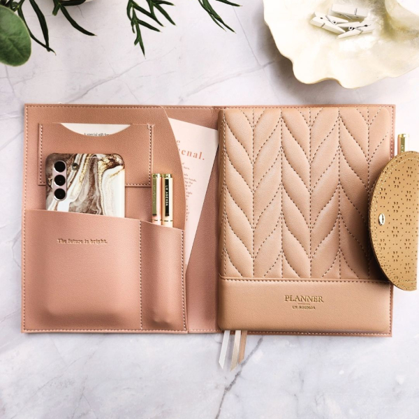 Compendium- Medium - Blush - Floral