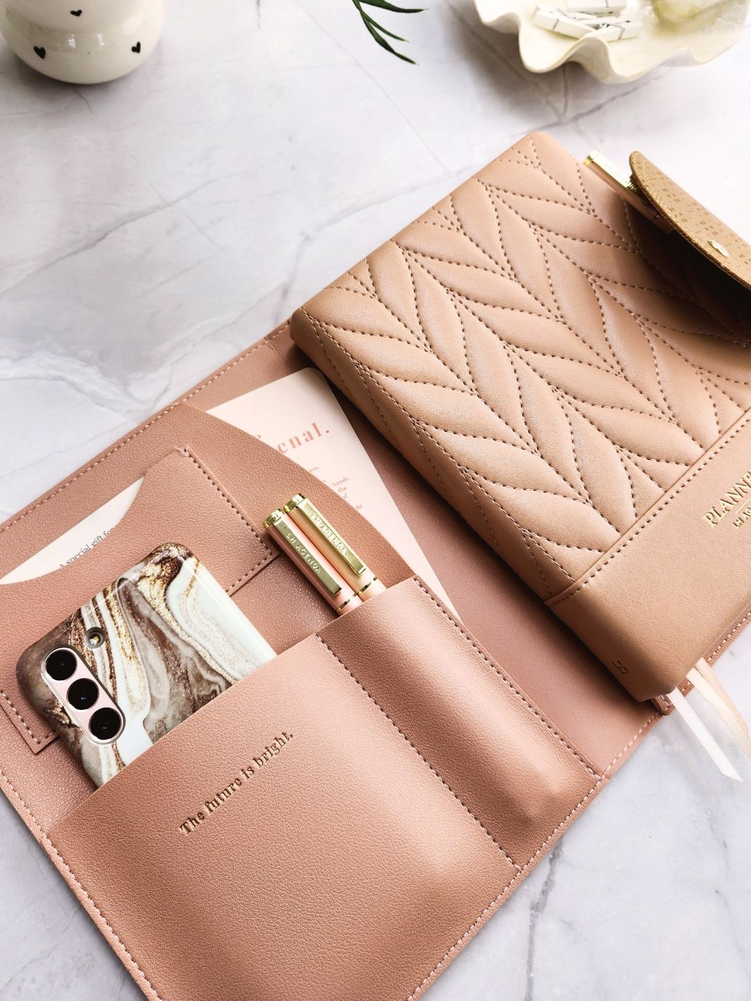 Compendium- Medium - Blush - Floral