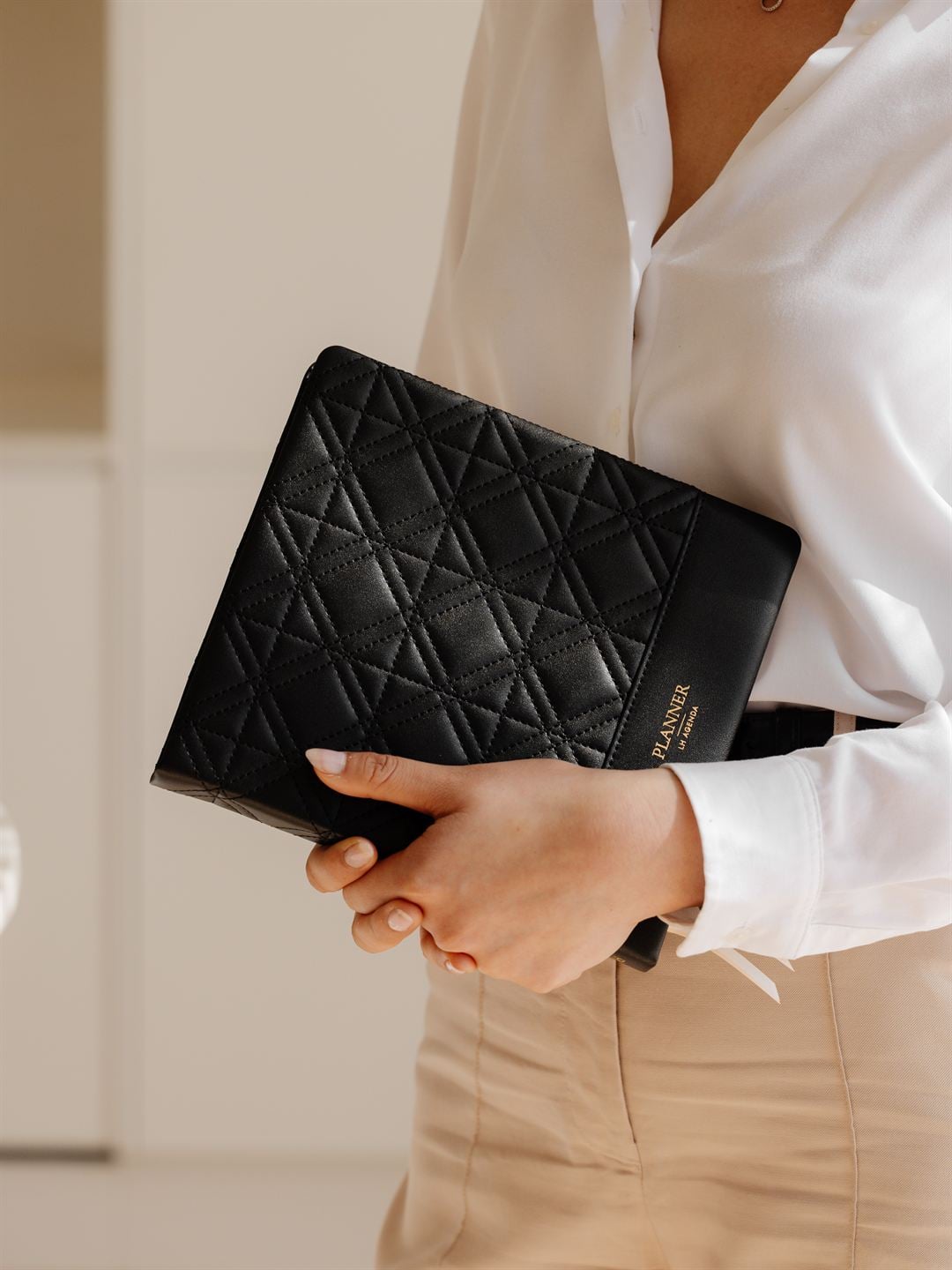 LH Planner - Weekly Large - Black - New Diamond Quilted LH Planner - Weekly Large - Black - New Diamond Quilted