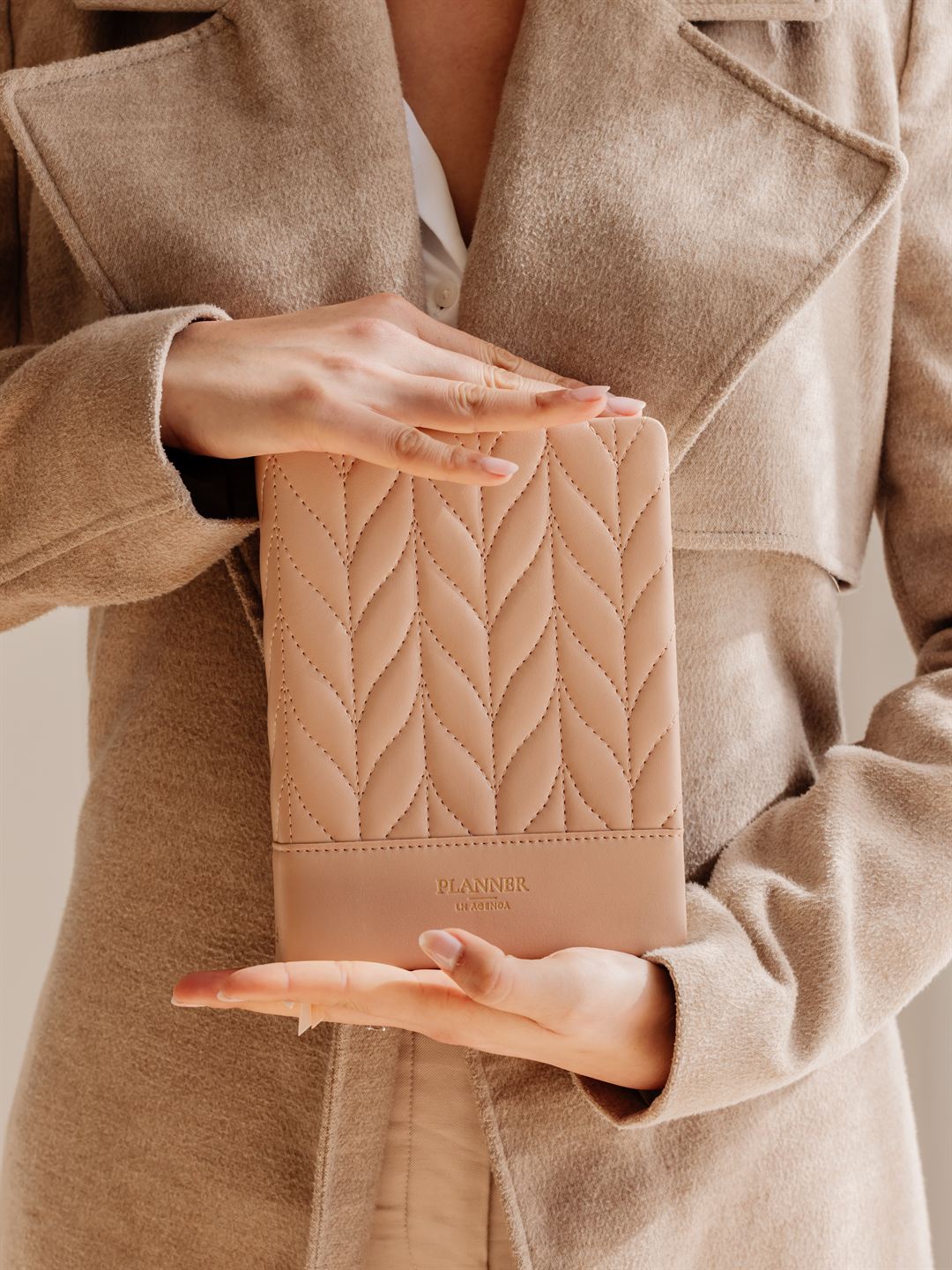 LH Planner - Weekly Medium - Rose - Floral Quilted