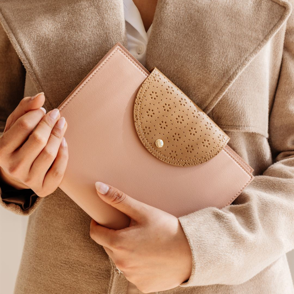 Compendium- Medium - Blush - Floral
