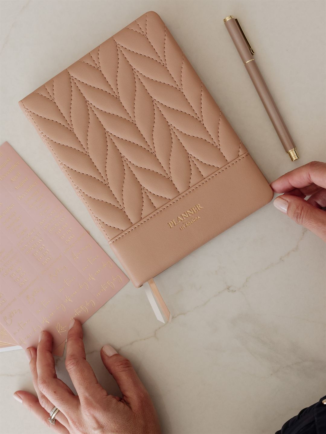 LH Planner - Weekly Medium - Rose - Floral Quilted